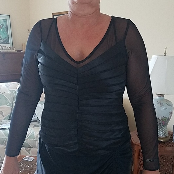 Top - Picture 4 of 5